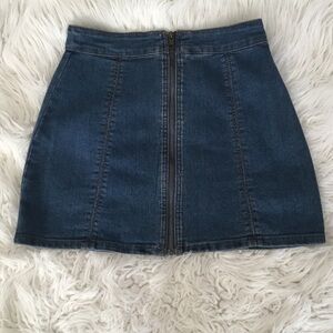 Forever 21 Dark Blue Zipper Front Mini Skirt